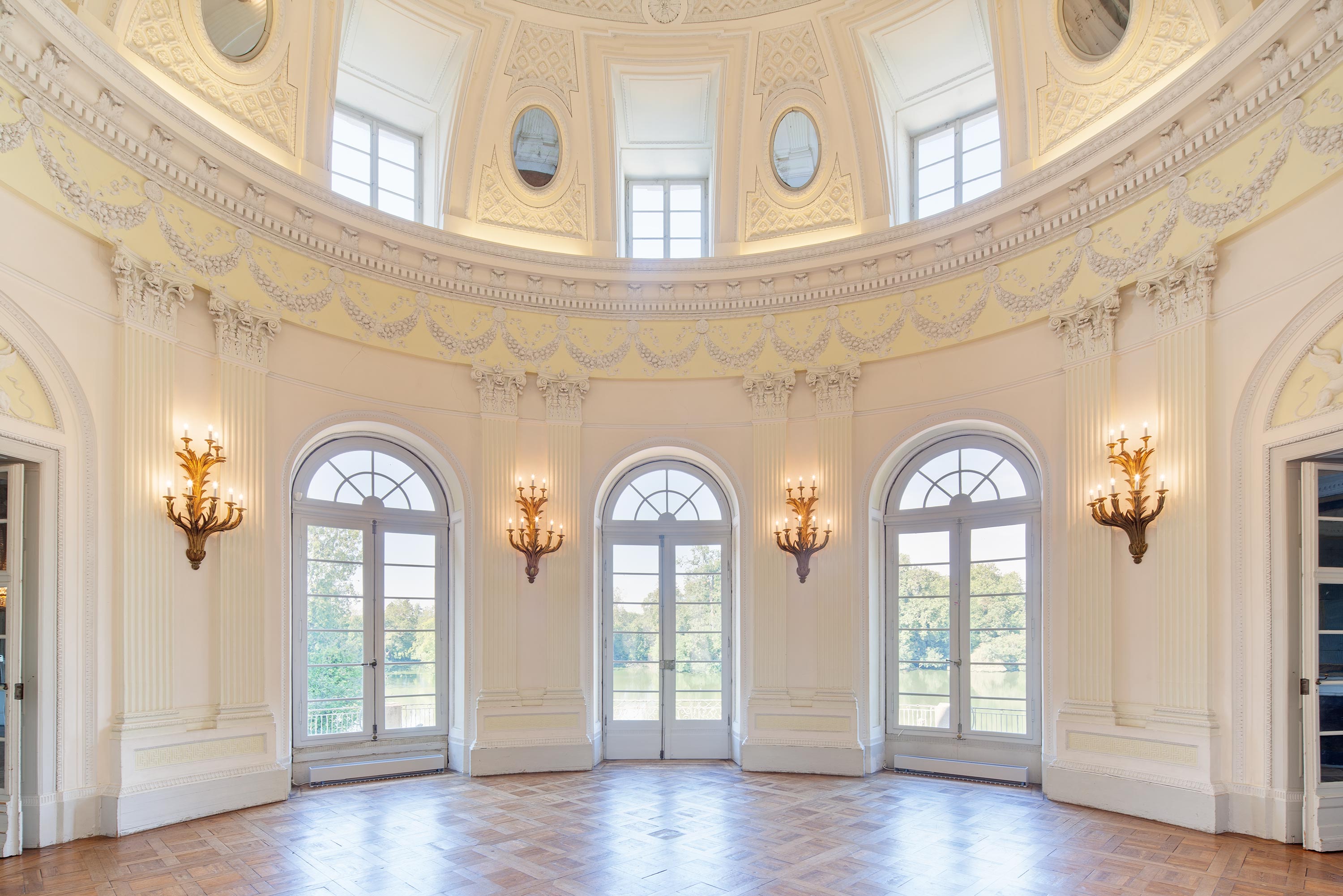SCHLOSS MONREPOS · LUDWIGSBURG — Interior photography by Daniel Stauch