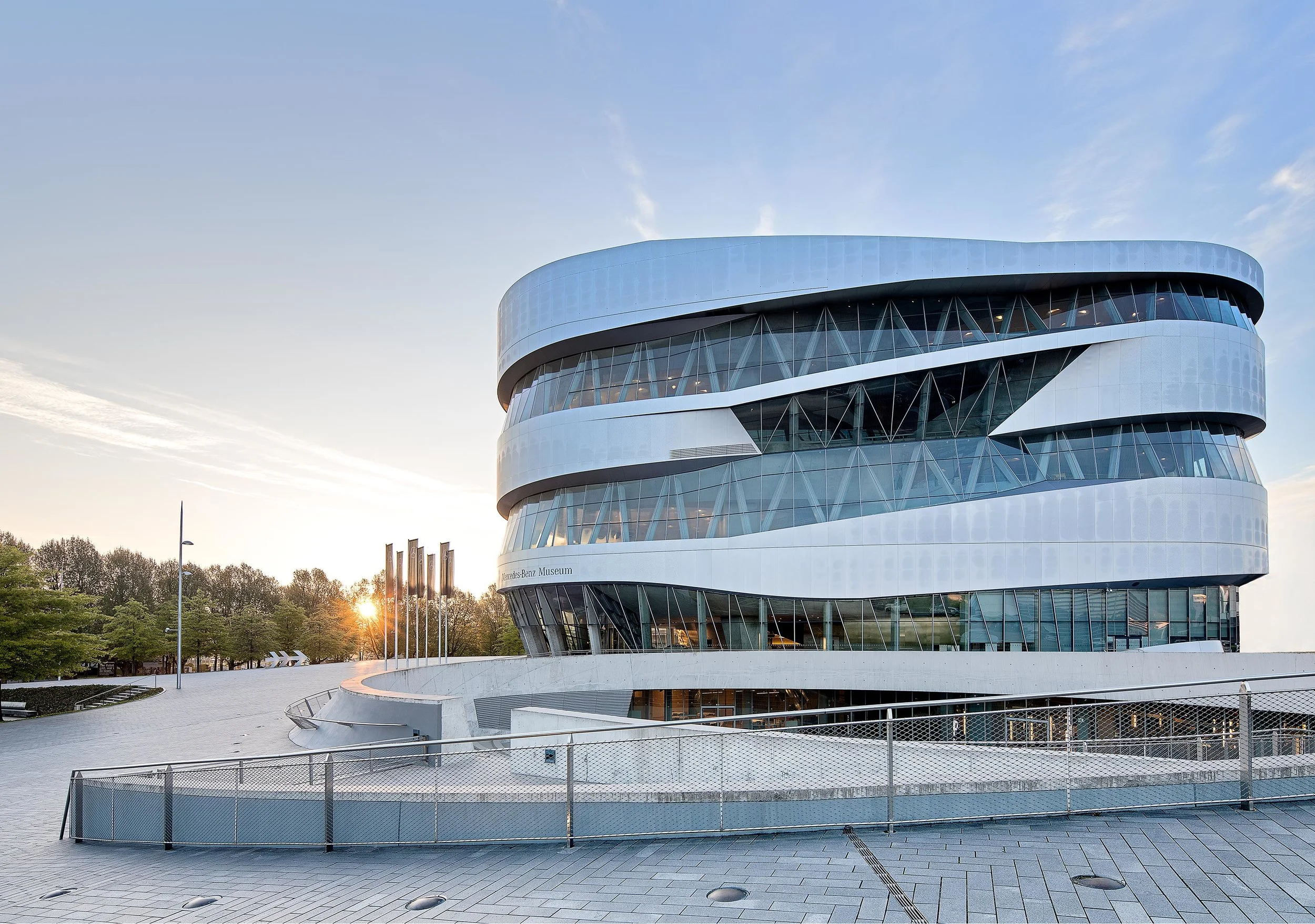 Mercedes-Benz Museum, Stuttgart — Daniel Stauch